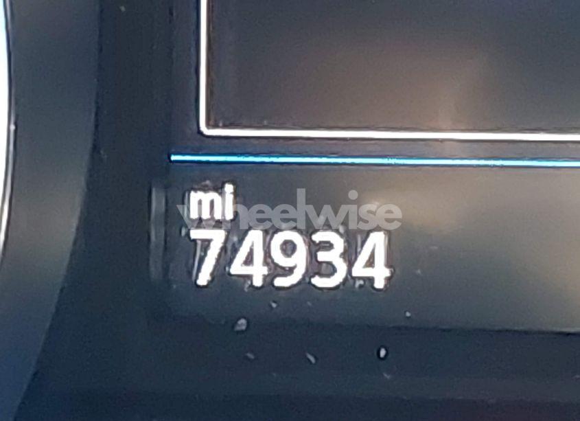 Photo 16 of 2019 Volkswagen Tiguan 2.0T SE/2.0T SEL/2.0T SEL R-LINE/2.0T SEL R-LINE BLACK (VIN 3VV2B7AX7KM188881)