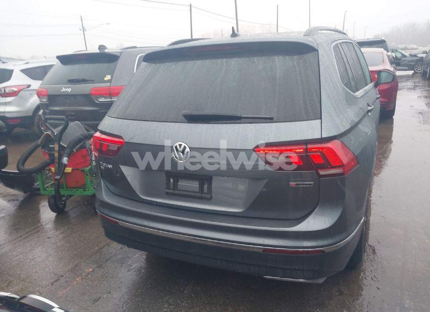 Photo 16 of 2020 Volkswagen Tiguan 2.0T SE/2.0T SE R-LINE BLACK/2.0T SEL (VIN 3VV2B7AX7LM158118)