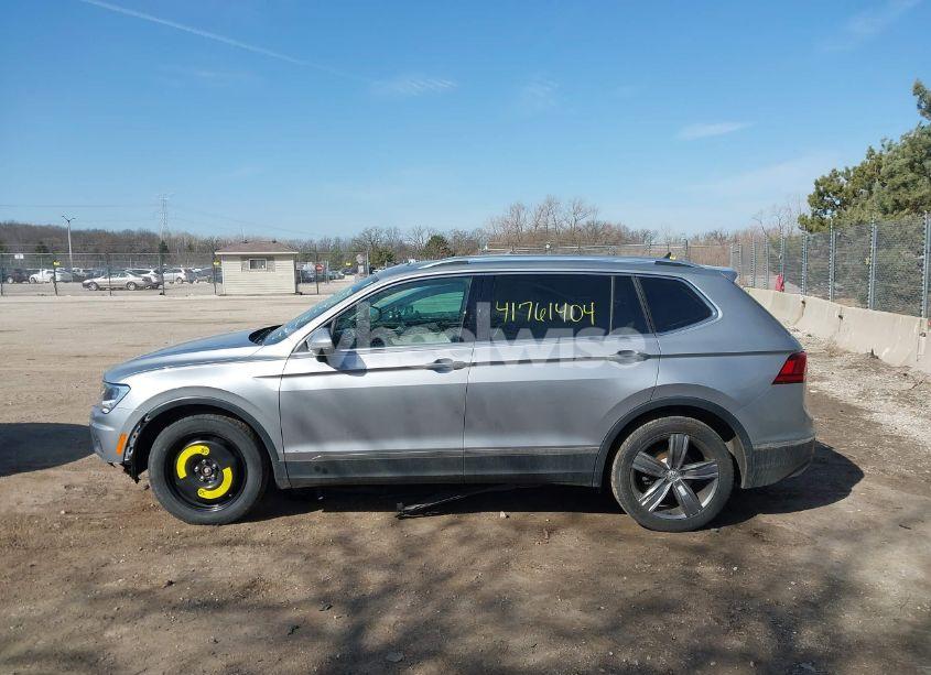 Photo 14 of 2020 Volkswagen Tiguan 2.0T SE/2.0T SE R-LINE BLACK/2.0T SEL (VIN 3VV2B7AX7LM170575)