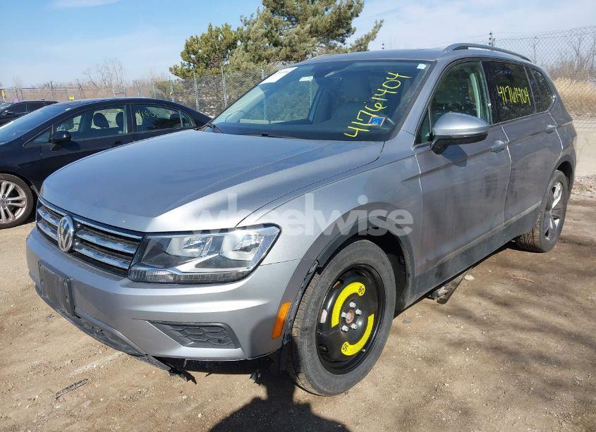Photo 6 of 2020 Volkswagen Tiguan 2.0T SE/2.0T SE R-LINE BLACK/2.0T SEL (VIN 3VV2B7AX7LM170575)