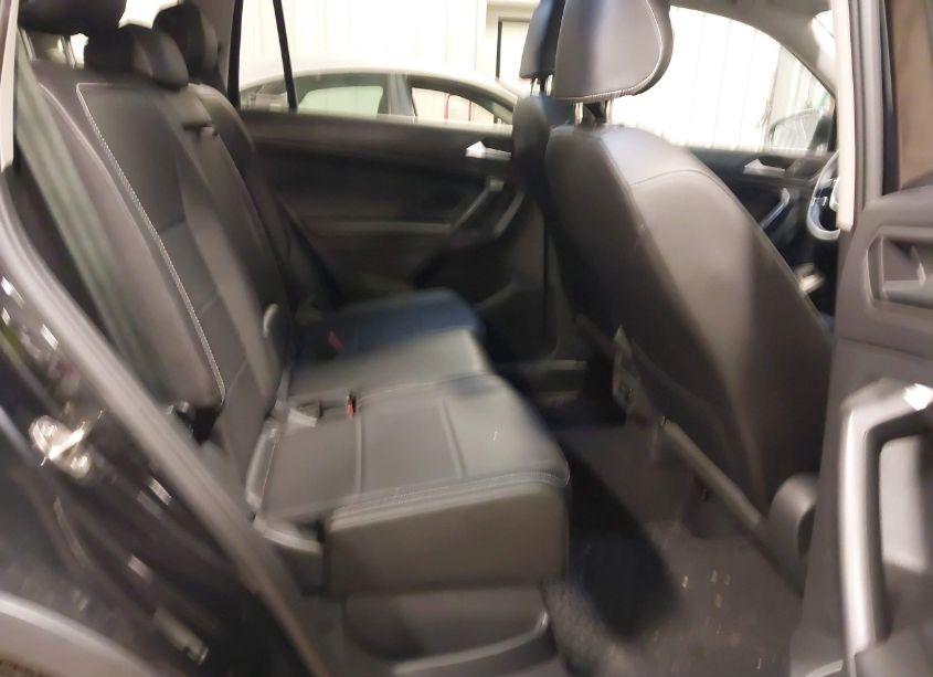 Photo 8 of 2021 Volkswagen Tiguan 2.0T SE/2.0T SE R-LINE BLACK/2.0T SEL (VIN 3VV2B7AX7MM002873)