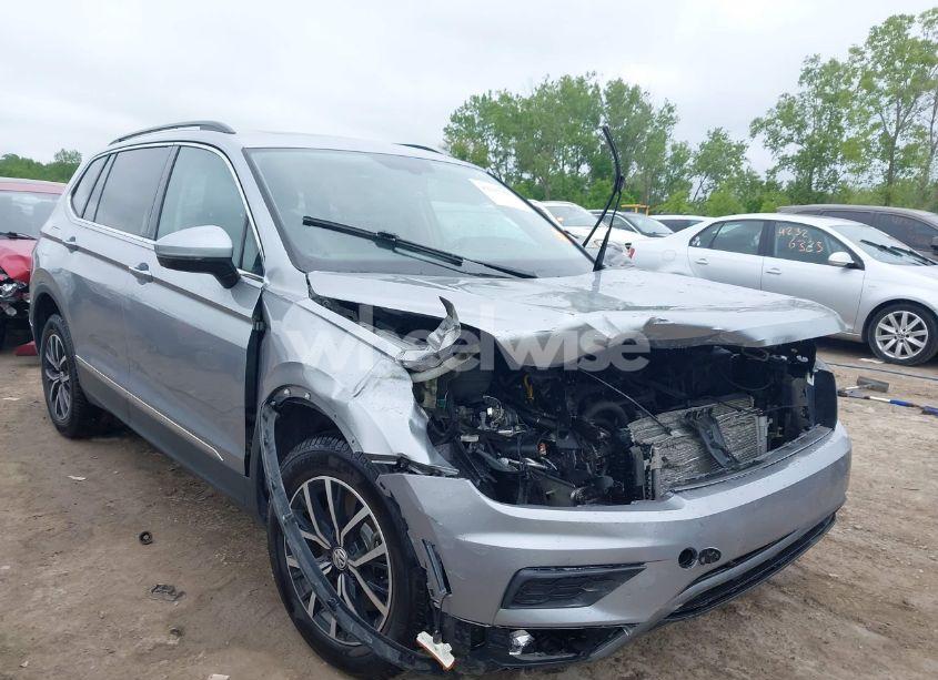 2021 Volkswagen Tiguan 2.0T SE/2.0T SE R-LINE BLACK/2.0T SEL (VIN 3VV2B7AX7MM005224) main photo