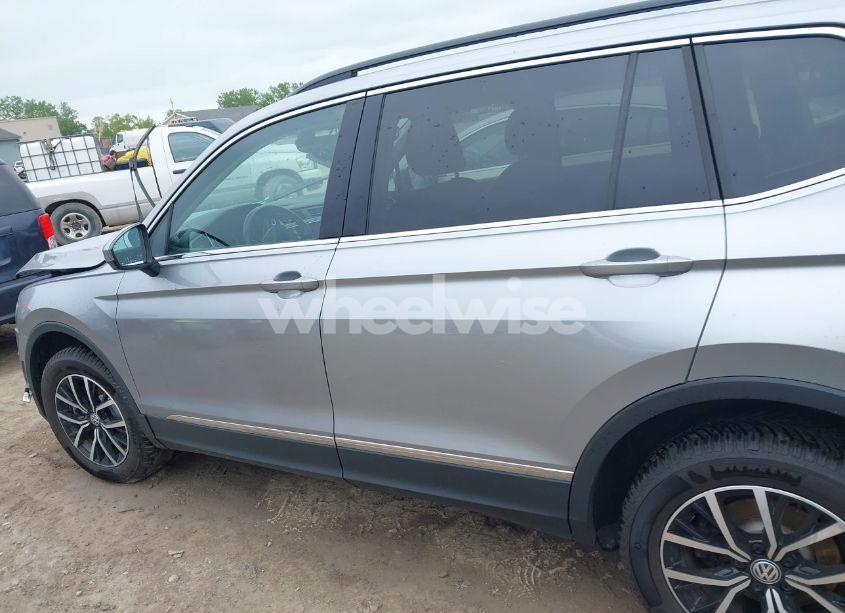 Photo 14 of 2021 Volkswagen Tiguan 2.0T SE/2.0T SE R-LINE BLACK/2.0T SEL (VIN 3VV2B7AX7MM005224)