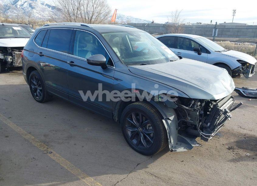 2022 Volkswagen Tiguan 2.0T SE (VIN 3VV2B7AX7NM029685) main photo