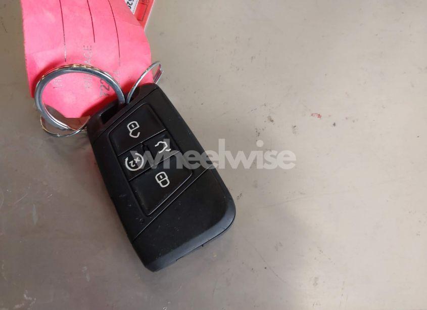 Photo 11 of 2024 Volkswagen Tiguan 2.0T SE/2.0T WOLFSBURG EDITION (VIN 3VV2B7AX7RM034374)