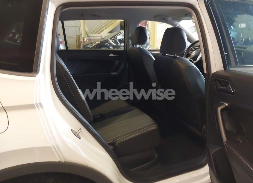 Photo 8 of 2024 Volkswagen Tiguan 2.0T SE/2.0T WOLFSBURG EDITION (VIN 3VV2B7AX7RM034374)