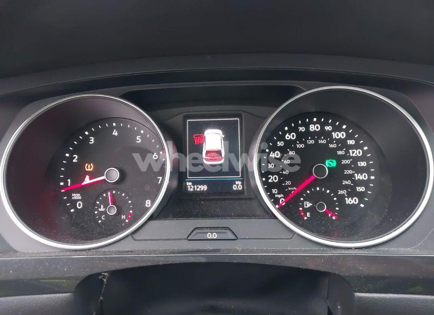 Photo 7 of 2018 Volkswagen Tiguan 2.0T SE/2.0T SEL (VIN 3VV2B7AX8JM114870)