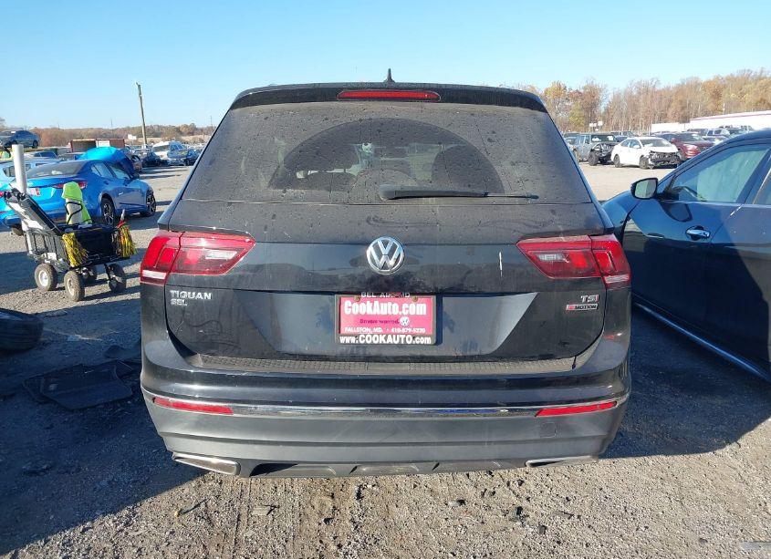 Photo 16 of 2018 Volkswagen Tiguan 2.0T SE/SEL (VIN 3VV2B7AX8JM146752)