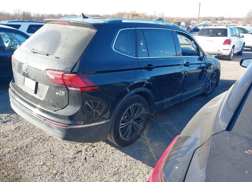 Photo 4 of 2018 Volkswagen Tiguan 2.0T SE/SEL (VIN 3VV2B7AX8JM146752)