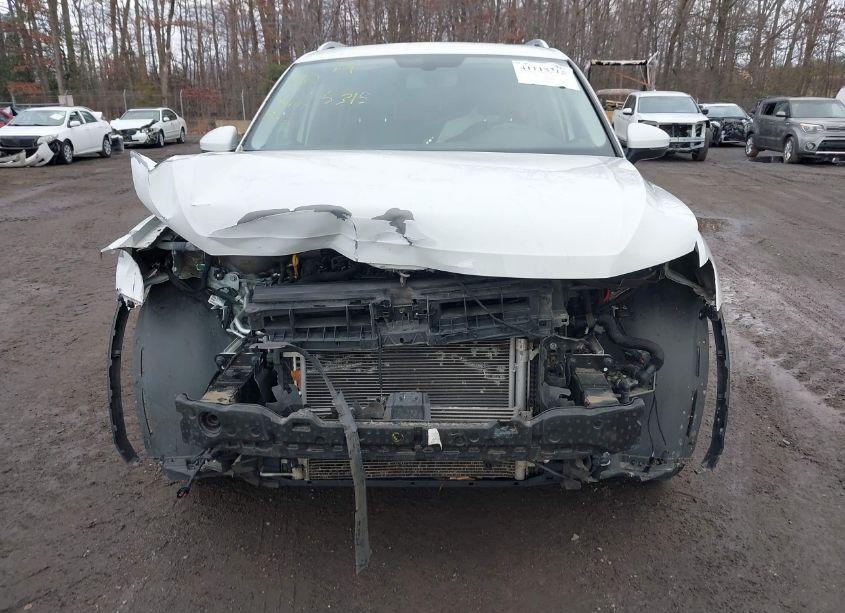 Photo 13 of 2018 Volkswagen Tiguan 2.0T SE/2.0T SEL (VIN 3VV2B7AX8JM165592)