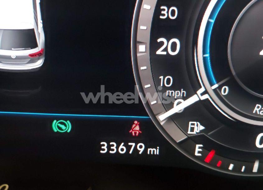 Photo 15 of 2019 Volkswagen Tiguan 2.0T SE/2.0T SEL/2.0T SEL R-LINE/2.0T SEL R-LINE BLACK (VIN 3VV2B7AX8KM049309)