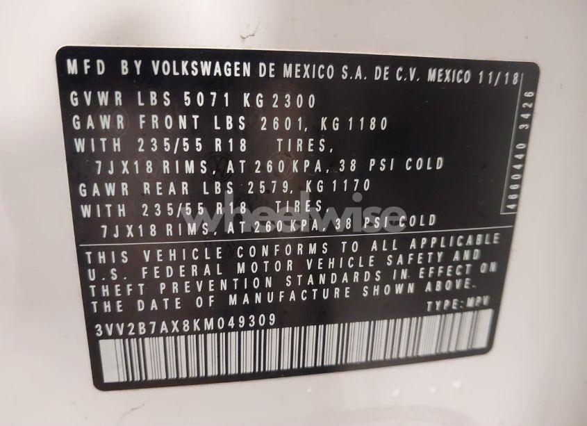 Photo 9 of 2019 Volkswagen Tiguan 2.0T SE/2.0T SEL/2.0T SEL R-LINE/2.0T SEL R-LINE BLACK (VIN 3VV2B7AX8KM049309)