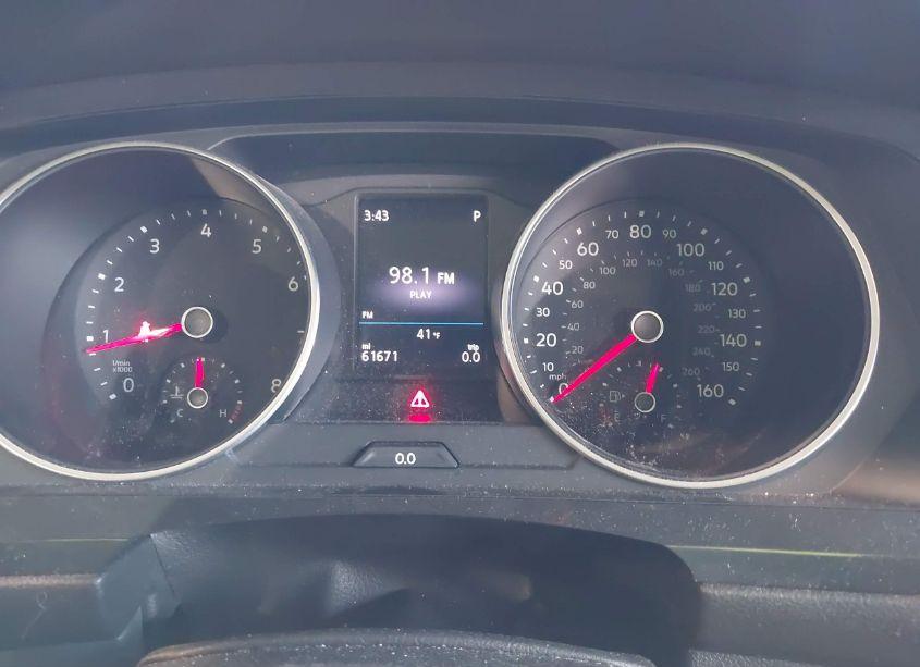 Photo 7 of 2019 Volkswagen Tiguan (VIN 3VV2B7AX8KM108018)