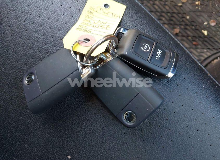 Photo 11 of 2019 Volkswagen Tiguan 2.0T SE/2.0T SEL/2.0T SEL R-LINE/2.0T SEL R-LINE BLACK (VIN 3VV2B7AX8KM154030)