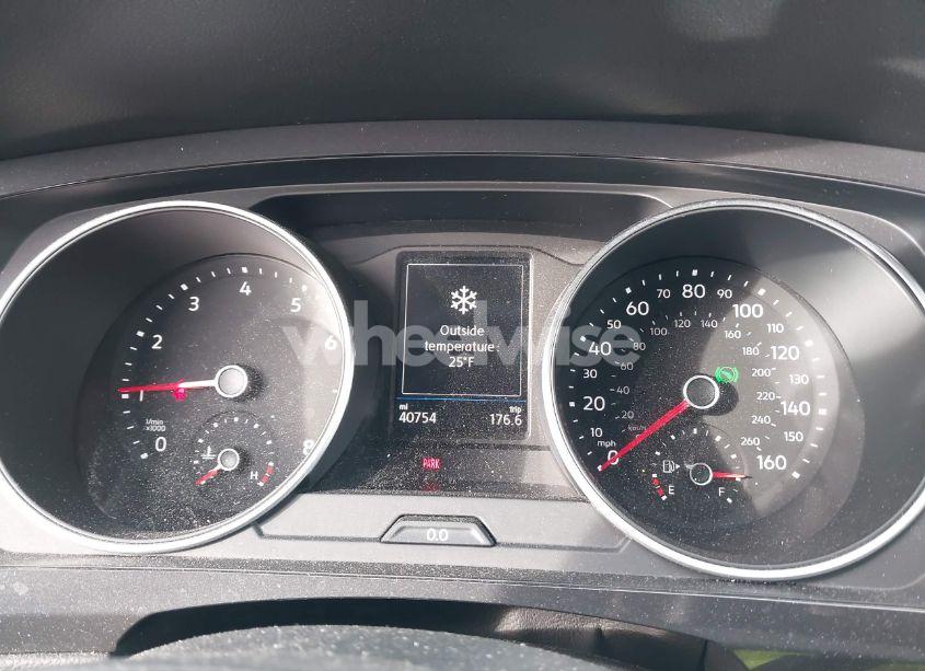 Photo 7 of 2020 Volkswagen Tiguan 2.0T SE/2.0T SE R-LINE BLACK/2.0T SEL (VIN 3VV2B7AX8LM071487)