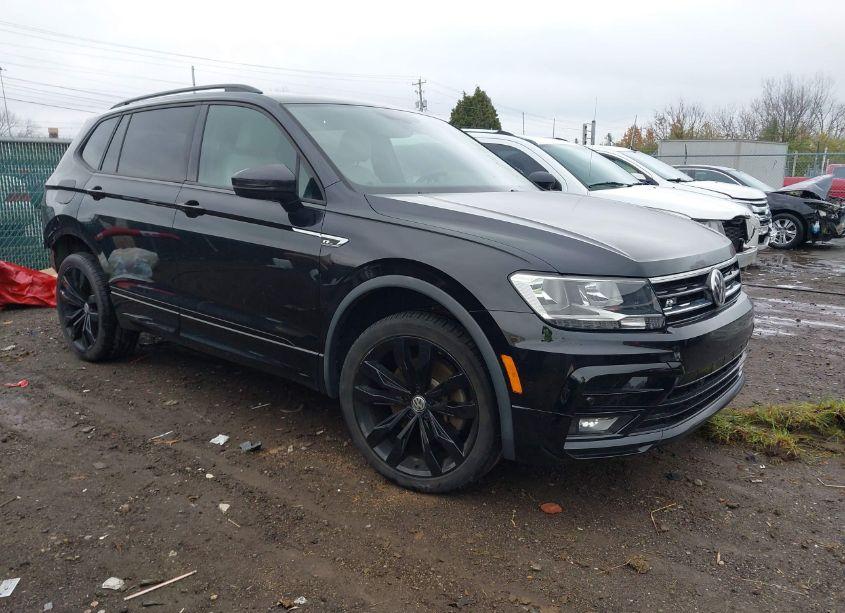 2020 Volkswagen Tiguan 2.0T SE/2.0T SE R-LINE BLACK/2.0T SEL (VIN 3VV2B7AX8LM156846) main photo