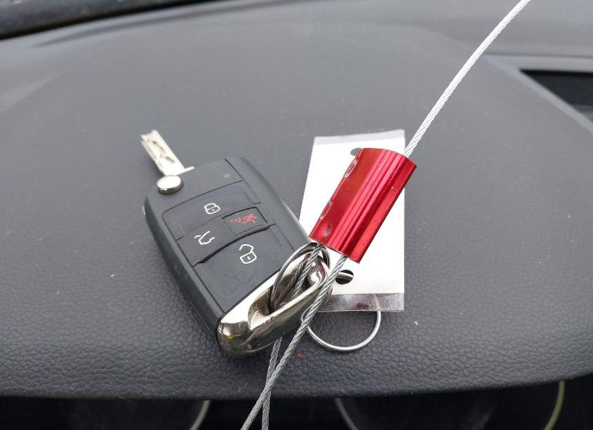 Photo 11 of 2020 Volkswagen Tiguan 2.0T SE/2.0T SE R-LINE BLACK/2.0T SEL (VIN 3VV2B7AX8LM156846)