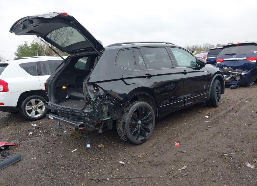 Photo 4 of 2020 Volkswagen Tiguan 2.0T SE/2.0T SE R-LINE BLACK/2.0T SEL (VIN 3VV2B7AX8LM156846)