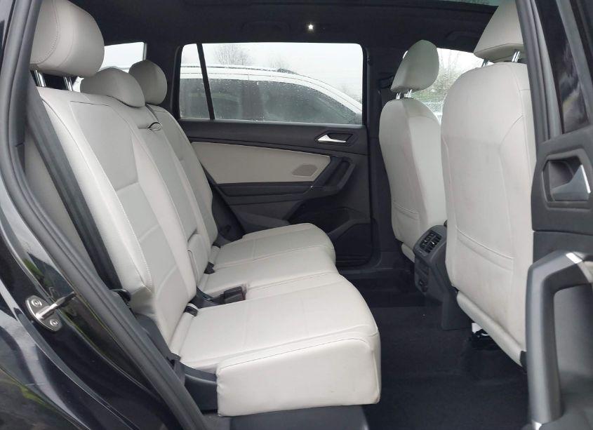 Photo 8 of 2020 Volkswagen Tiguan 2.0T SE/2.0T SE R-LINE BLACK/2.0T SEL (VIN 3VV2B7AX8LM156846)