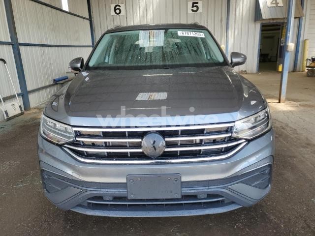 Photo 10 of 2022 VOLKSWAGEN TIGUAN SE (VIN 3VV2B7AX8NM123767)