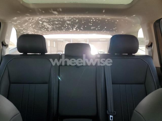 Photo 2 of 2022 VOLKSWAGEN TIGUAN SE (VIN 3VV2B7AX8NM123767)