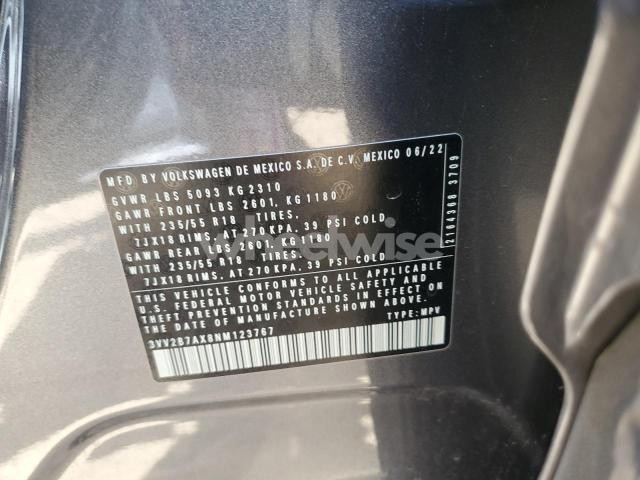 Photo 4 of 2022 VOLKSWAGEN TIGUAN SE (VIN 3VV2B7AX8NM123767)