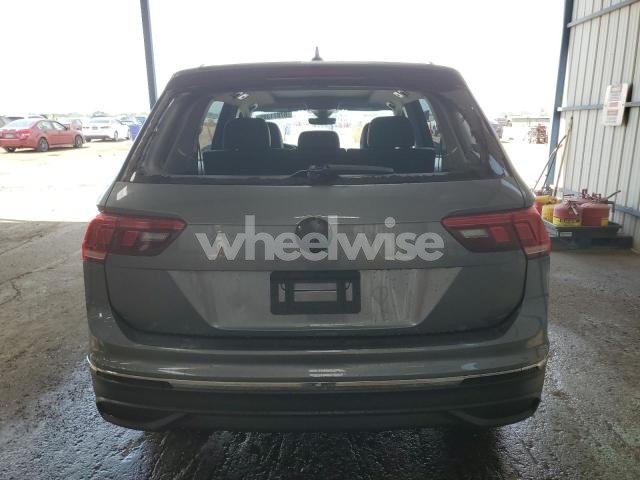 Photo 8 of 2022 VOLKSWAGEN TIGUAN SE (VIN 3VV2B7AX8NM123767)