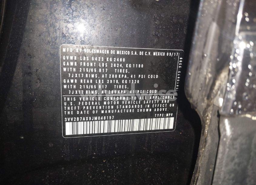 Photo 9 of 2018 Volkswagen Tiguan 2.0T SE/2.0T SEL (VIN 3VV2B7AX9JM048197)