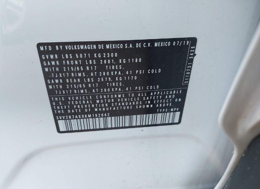 Photo 9 of 2019 Volkswagen Tiguan 2.0T SE/2.0T SEL/2.0T SEL R-LINE/2.0T SEL R-LINE BLACK (VIN 3VV2B7AX9KM192642)