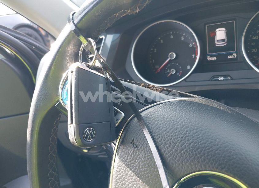 Photo 11 of 2021 Volkswagen Tiguan 2.0T SE/2.0T SE R-LINE BLACK/2.0T SEL (VIN 3VV2B7AX9MM005404)