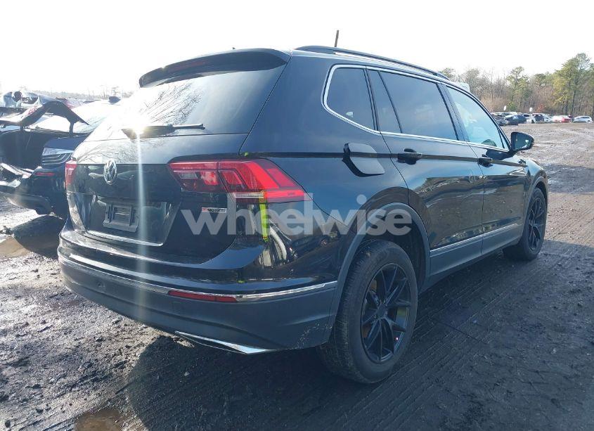 Photo 4 of 2021 Volkswagen Tiguan 2.0T SE/2.0T SE R-LINE BLACK/2.0T SEL (VIN 3VV2B7AX9MM005404)