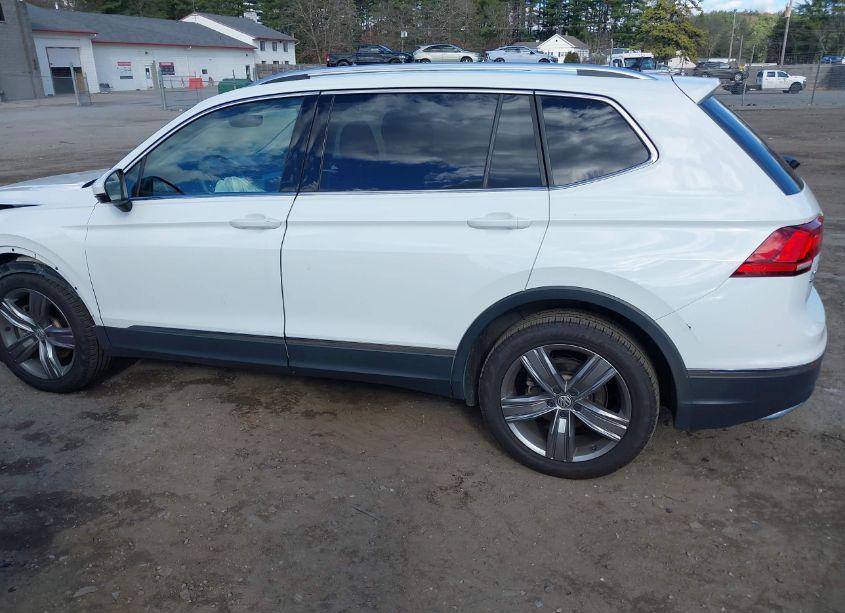 Photo 14 of 2021 Volkswagen Tiguan 2.0T SE/2.0T SE R-LINE BLACK/2.0T SEL (VIN 3VV2B7AX9MM017729)