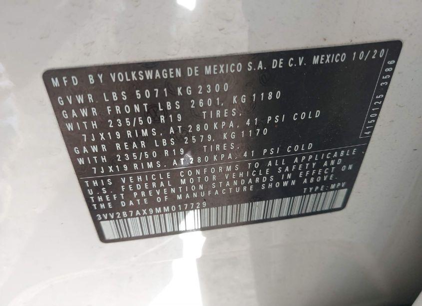 Photo 9 of 2021 Volkswagen Tiguan 2.0T SE/2.0T SE R-LINE BLACK/2.0T SEL (VIN 3VV2B7AX9MM017729)