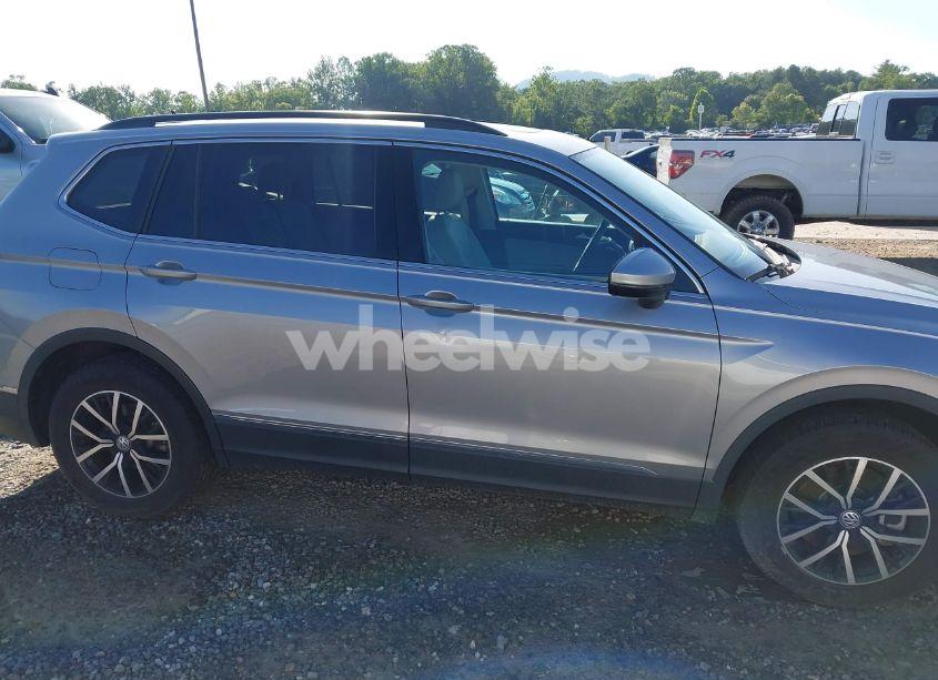 Photo 13 of 2021 Volkswagen Tiguan 2.0T SE/2.0T SE R-LINE BLACK/2.0T SEL (VIN 3VV2B7AX9MM073427)