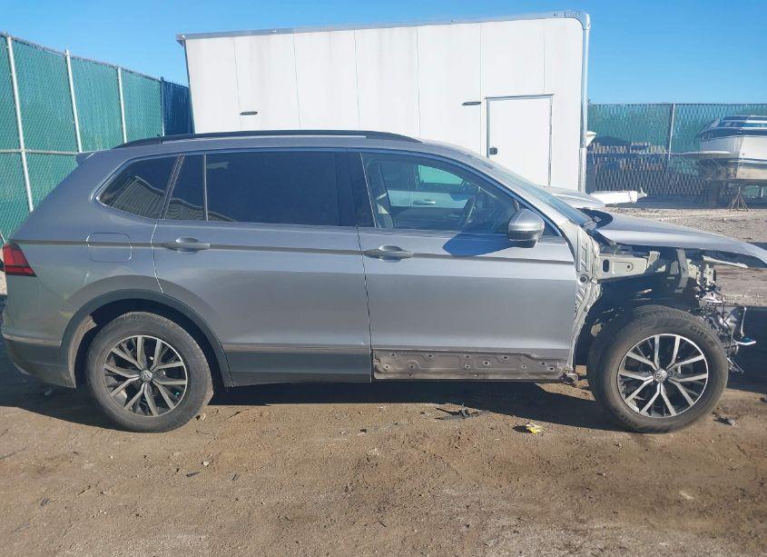 Photo 14 of 2021 Volkswagen Tiguan 2.0T SE/2.0T SE R-LINE BLACK/2.0T SEL (VIN 3VV2B7AX9MM079616)