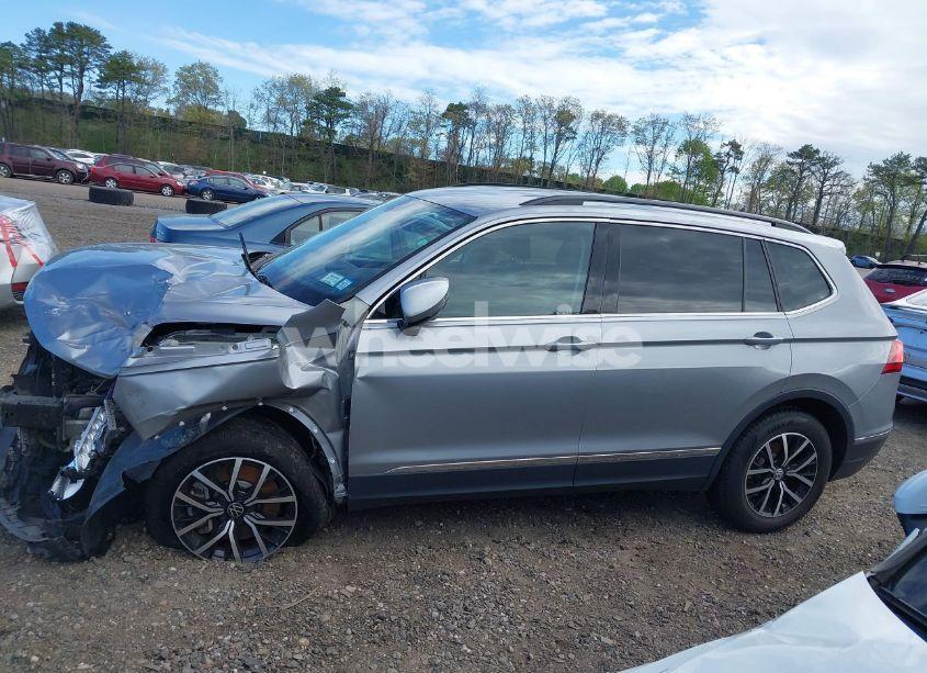 Photo 14 of 2021 Volkswagen Tiguan 2.0T SE/2.0T SE R-LINE BLACK/2.0T SEL (VIN 3VV2B7AX9MM135540)