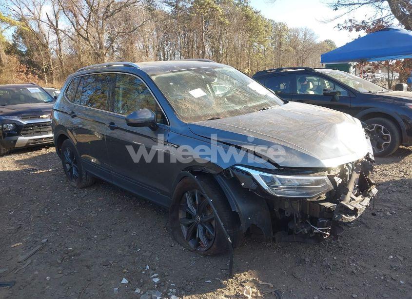 Photo 12 of 2022 Volkswagen Tiguan 2.0T SE (VIN 3VV2B7AX9NM015822)