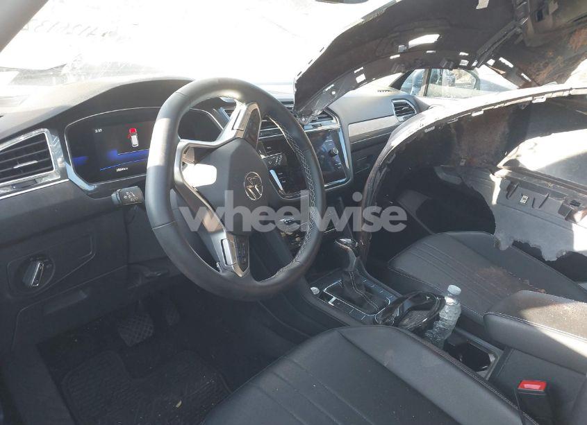 Photo 5 of 2022 Volkswagen Tiguan 2.0T SE (VIN 3VV2B7AX9NM015822)