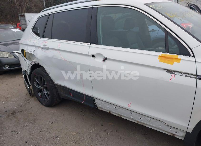 Photo 6 of 2022 Volkswagen Tiguan 2.0T SE (VIN 3VV2B7AX9NM029204)