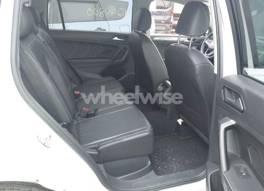 Photo 8 of 2022 Volkswagen Tiguan 2.0T SE (VIN 3VV2B7AX9NM029204)