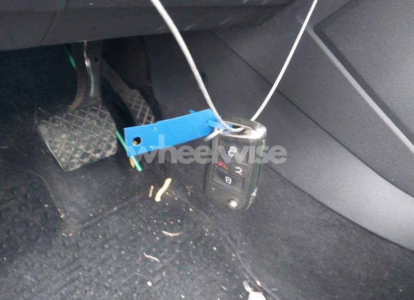 Photo 11 of 2018 Volkswagen Tiguan (VIN 3VV2B7AXXJM130732)