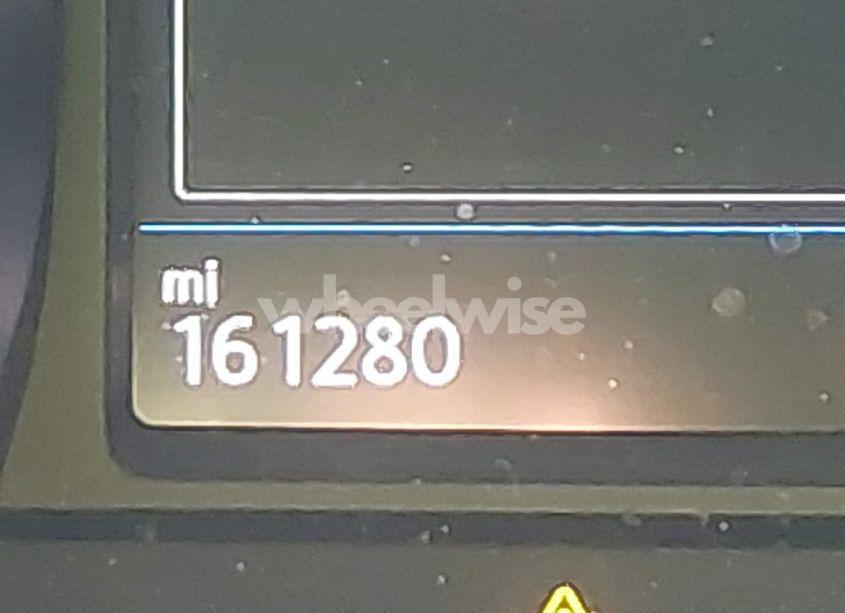 Photo 15 of 2018 Volkswagen Tiguan 2.0T SE/2.0T SEL (VIN 3VV2B7AXXJM131170)