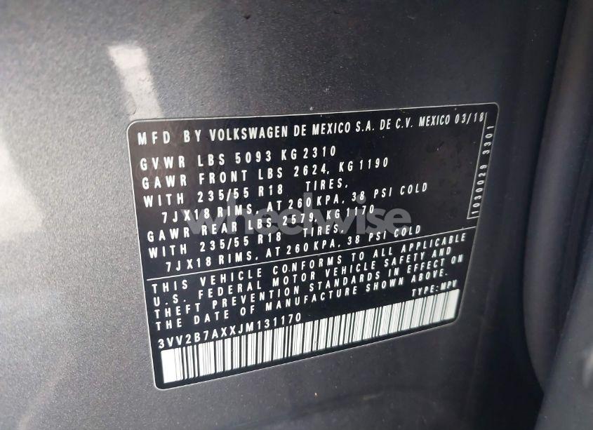 Photo 9 of 2018 Volkswagen Tiguan 2.0T SE/2.0T SEL (VIN 3VV2B7AXXJM131170)