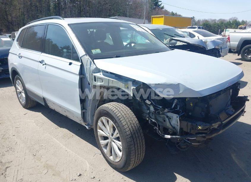 2018 Volkswagen Tiguan 2.0T SE/2.0T SEL (VIN 3VV2B7AXXJM168509) main photo
