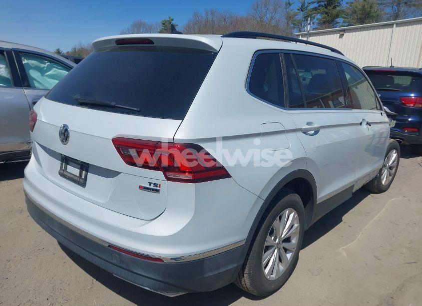 Photo 4 of 2018 Volkswagen Tiguan 2.0T SE/2.0T SEL (VIN 3VV2B7AXXJM168509)