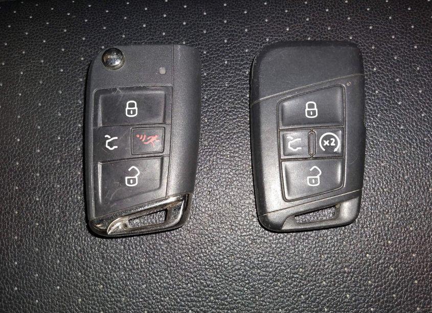 Photo 11 of 2019 Volkswagen Tiguan 2.0T SE/2.0T SEL/2.0T SEL R-LINE/2.0T SEL R-LINE BLACK (VIN 3VV2B7AXXKM050509)