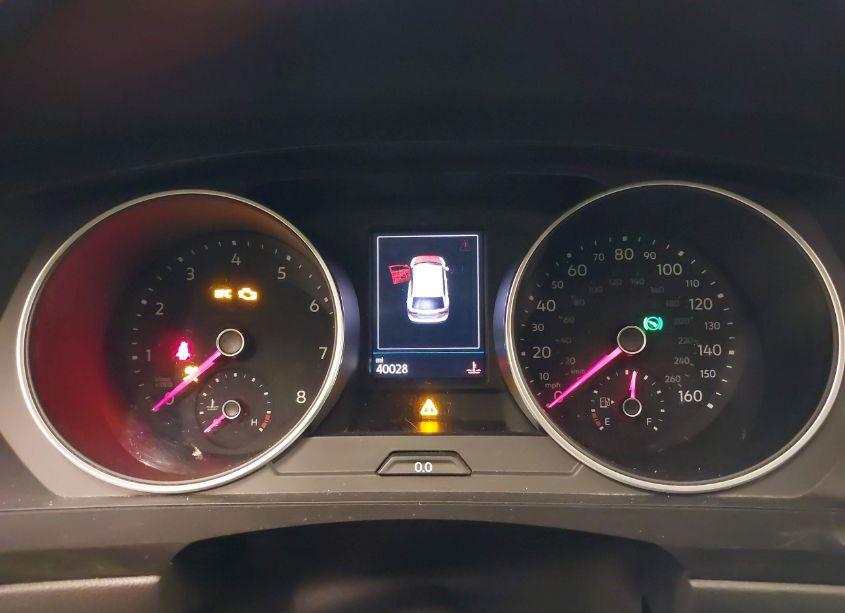 Photo 7 of 2019 Volkswagen Tiguan 2.0T SE/2.0T SEL/2.0T SEL R-LINE/2.0T SEL R-LINE BLACK (VIN 3VV2B7AXXKM050509)