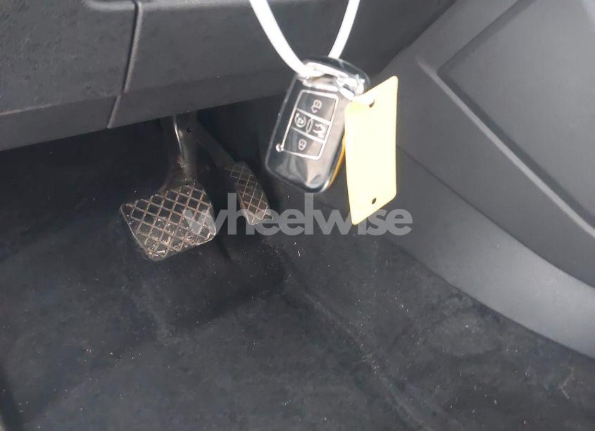 Photo 11 of 2019 Volkswagen Tiguan 2.0T SE/2.0T SEL/2.0T SEL R-LINE/2.0T SEL R-LINE BLACK (VIN 3VV2B7AXXKM055399)