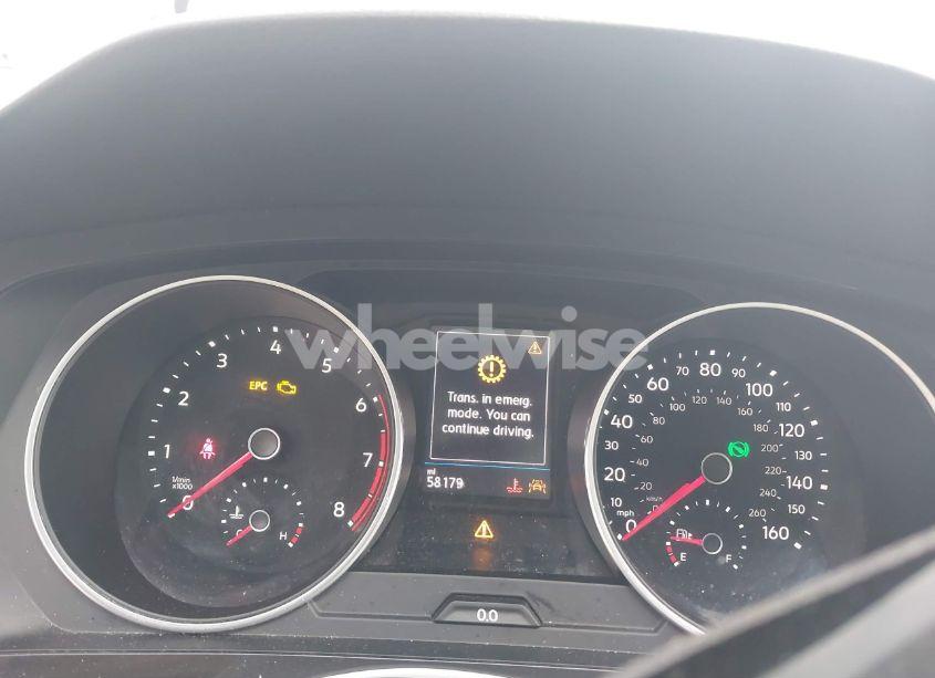 Photo 7 of 2019 Volkswagen Tiguan 2.0T SE/2.0T SEL/2.0T SEL R-LINE/2.0T SEL R-LINE BLACK (VIN 3VV2B7AXXKM055399)