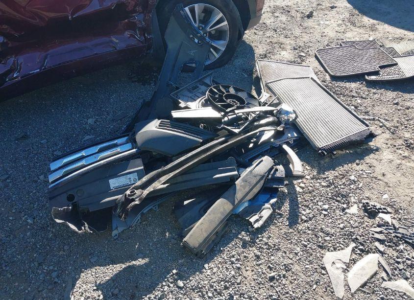 Photo 12 of 2019 Volkswagen Tiguan 2.0T SE/2.0T SEL/2.0T SEL R-LINE/2.0T SEL R-LINE BLACK (VIN 3VV2B7AXXKM126889)